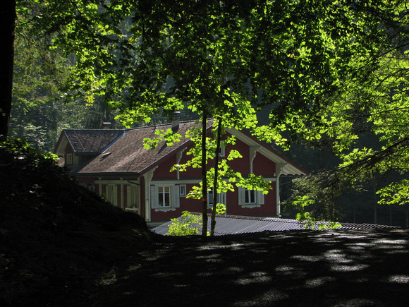 House at the end of the Schluchtenloch.at